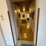 Casa de Férias Gemuetliches Einfamilienhaus Mit Garten