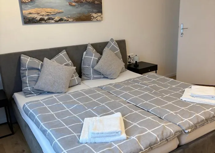 Ferienhaus Gemütliches Einfamilienhaus Mit Garten *