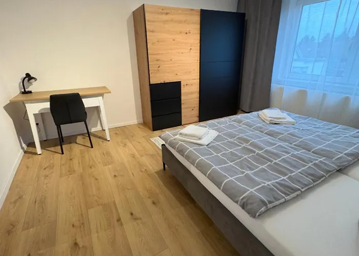 Gemütliches Einfamilienhaus Mit Garten Ferienhaus *