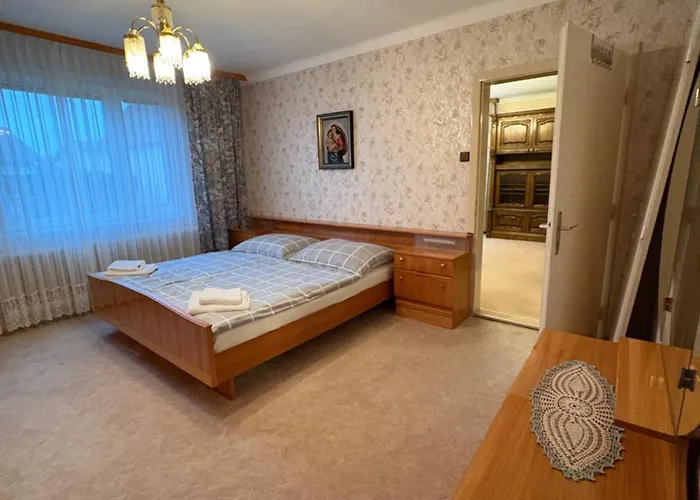 Gemütliches Einfamilienhaus Mit Garten *