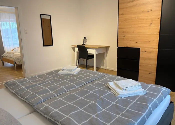 Gemütliches Einfamilienhaus Mit Garten Ferienhaus *