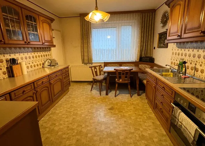 Gemütliches Einfamilienhaus Mit Garten